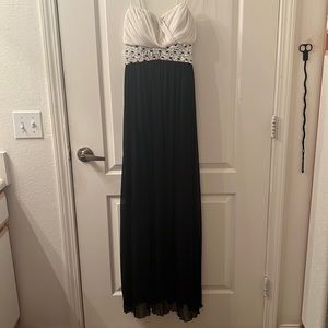White top black bottom dress with sequin belt piece